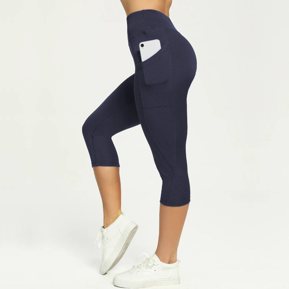 Women's 3/4 Yoga Pants with Side Pockets