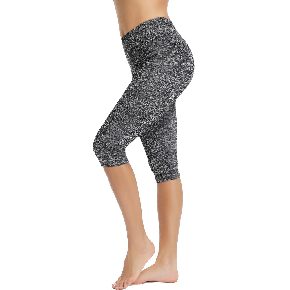 Women's 3/4 Yoga Pants with Side Pockets