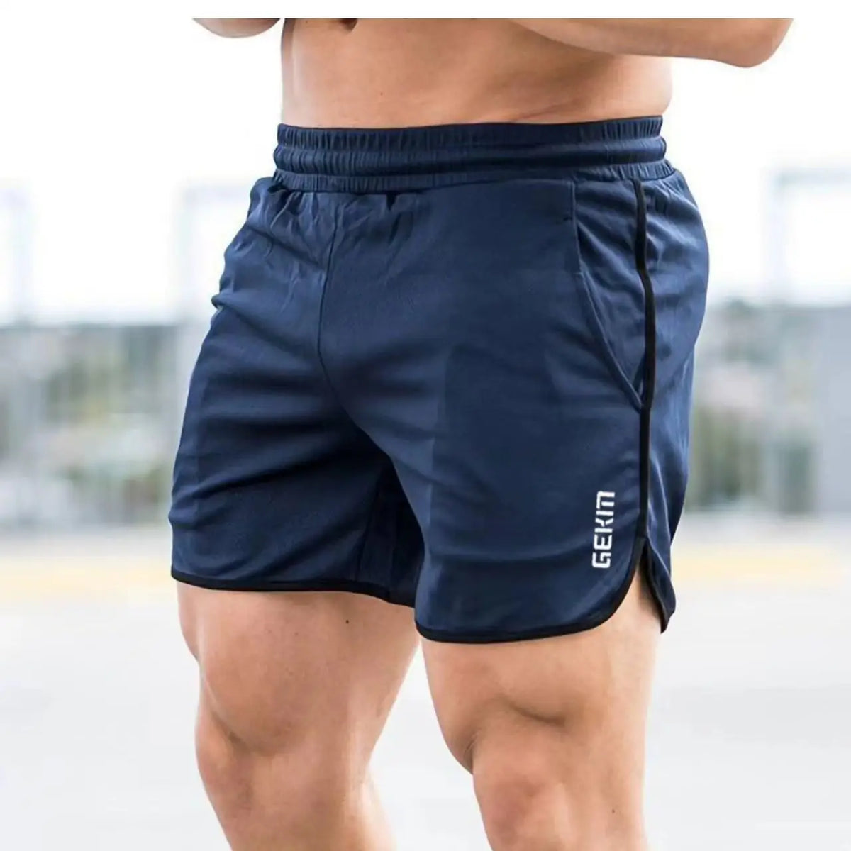 Men's Fitness Shorts Summer Fitness Men's Breathable Mesh Shorts Speed drying Sportswear Slow Running Beach Shorts Men's Sports